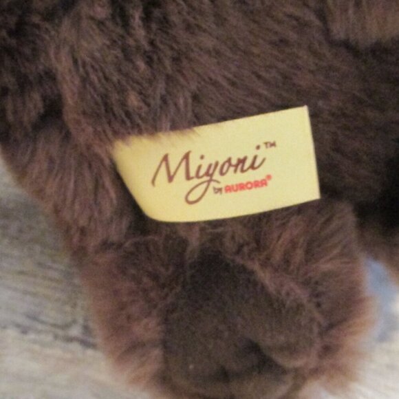 Aurora Miyoni Tots Lab Puppies 8" Plush Brown & White Labrad Puppies - Picture 13 of 13